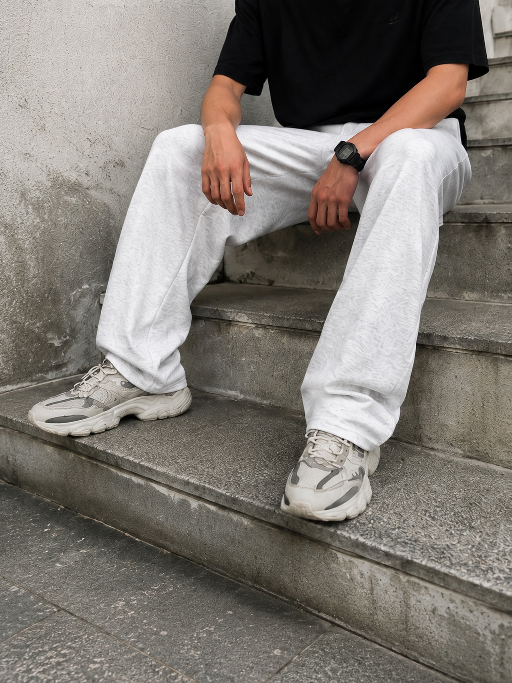 ESSENTIAL CEMENT SWEATPANTS
