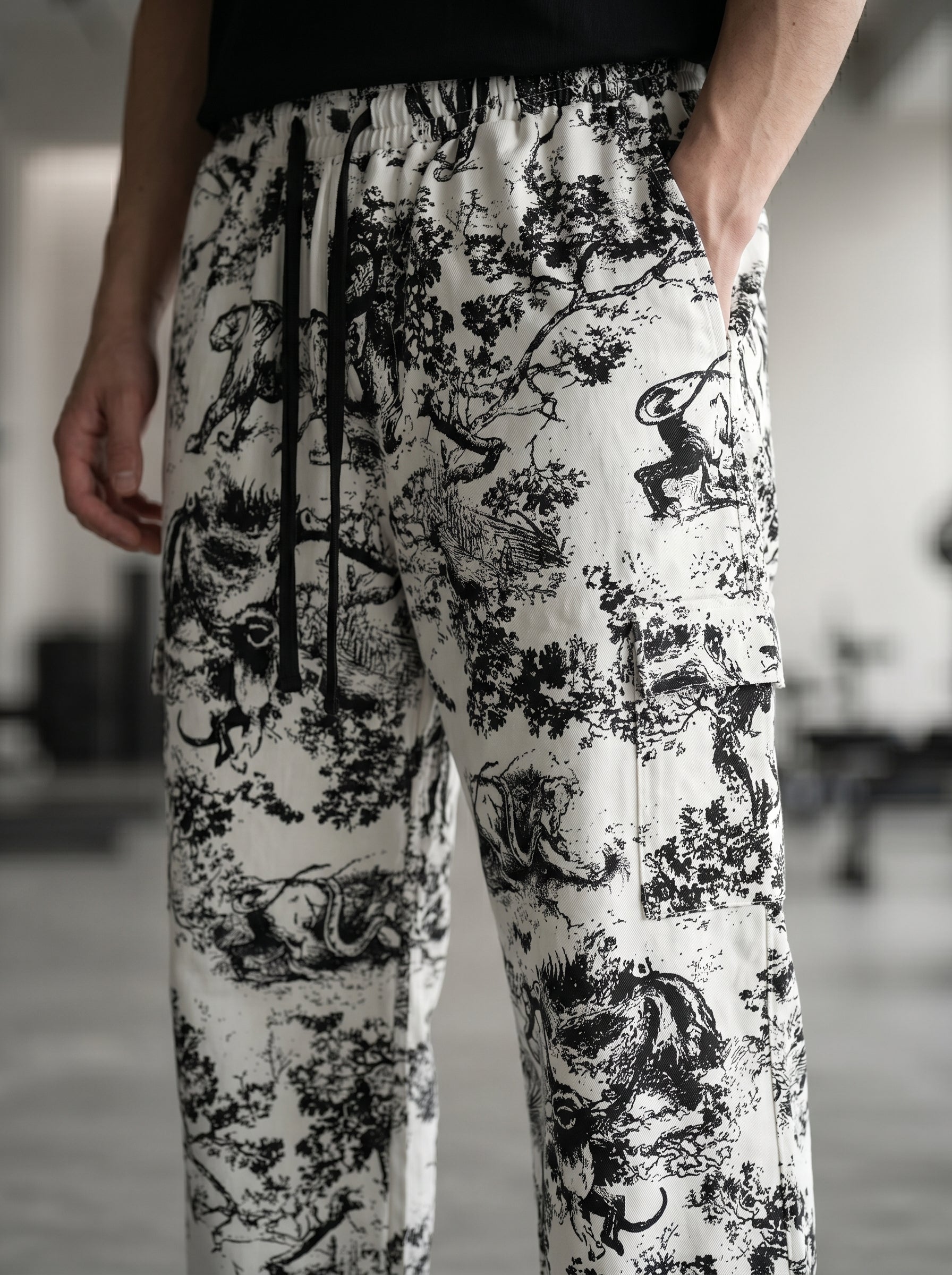 WILDSCRIPT BAGGY PANTS