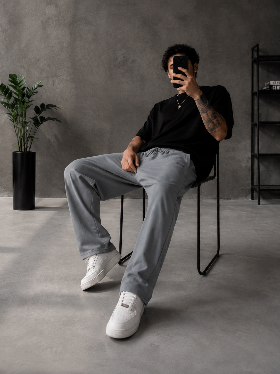 ESSENTIAL DARK GREY SWEATPANTS
