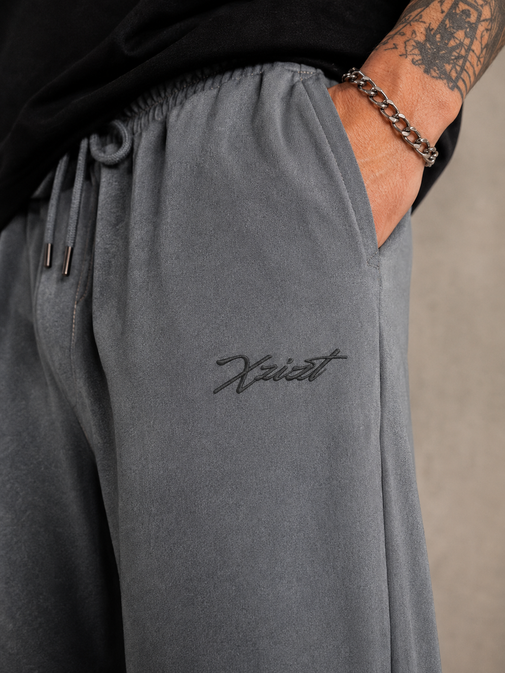 ESSENTIAL DARK GREY SWEATPANTS