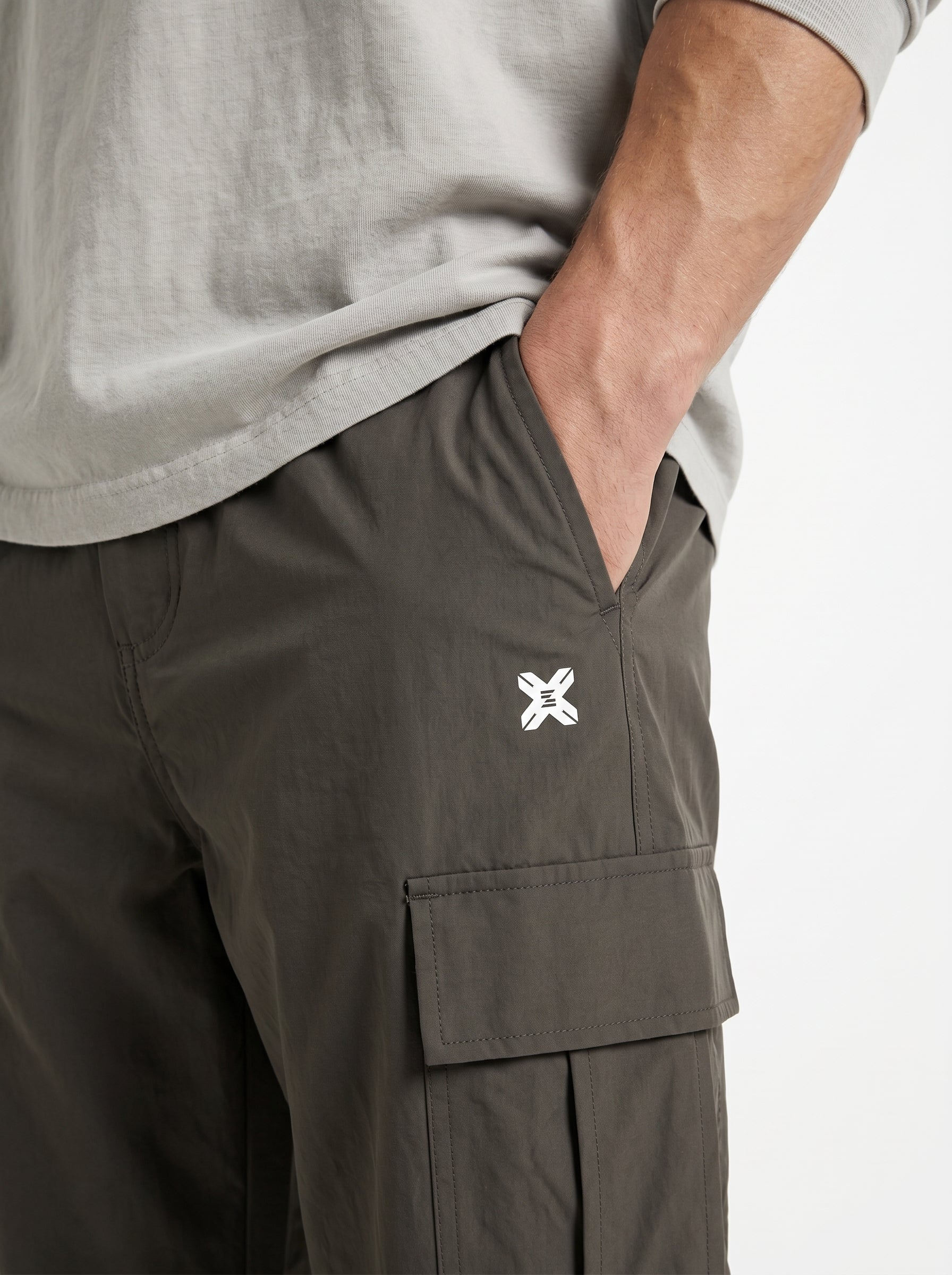 OLIVE GREY PARACHUTE CARGO PANTS