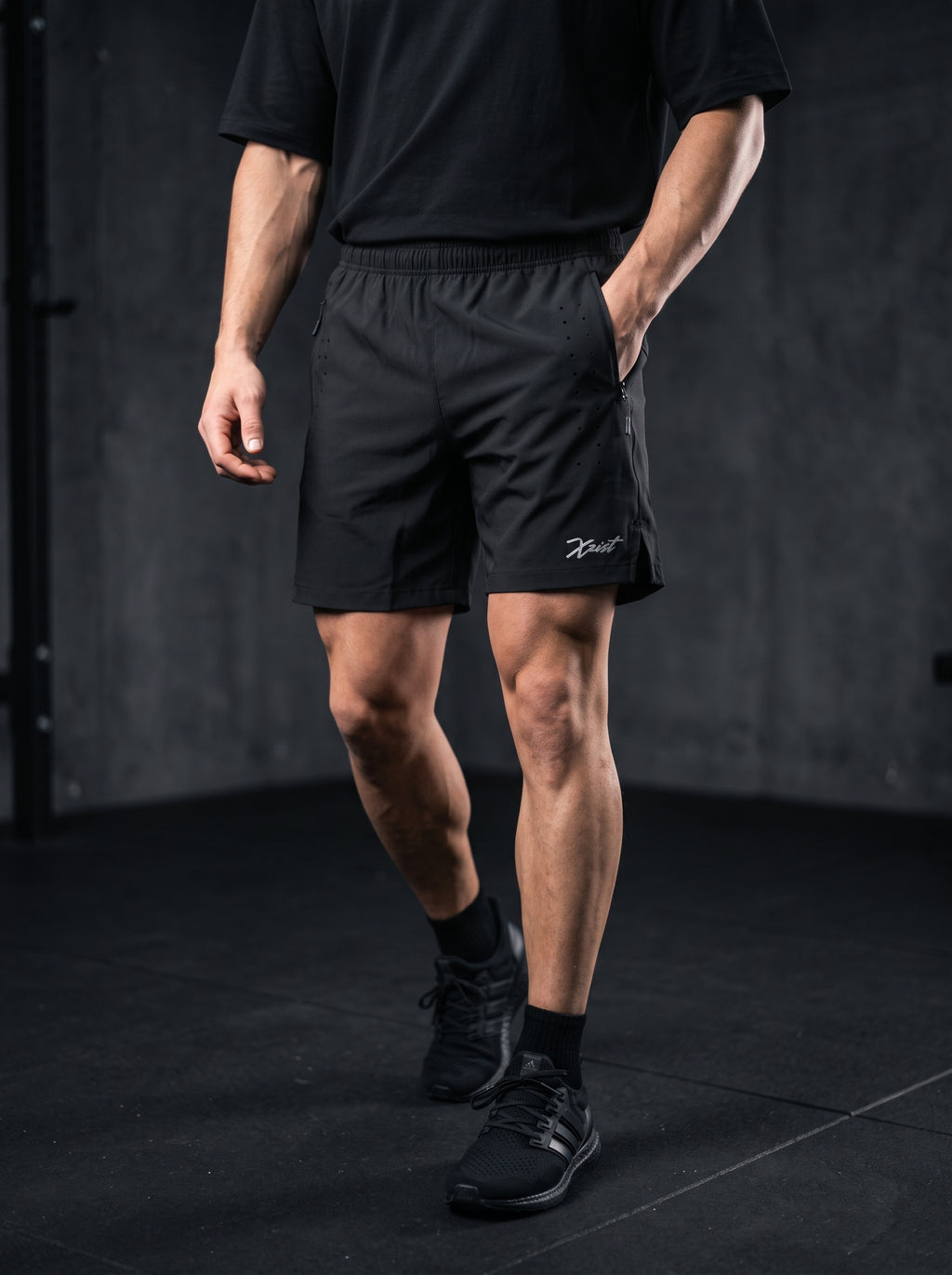 BLACK GYM SHORTS