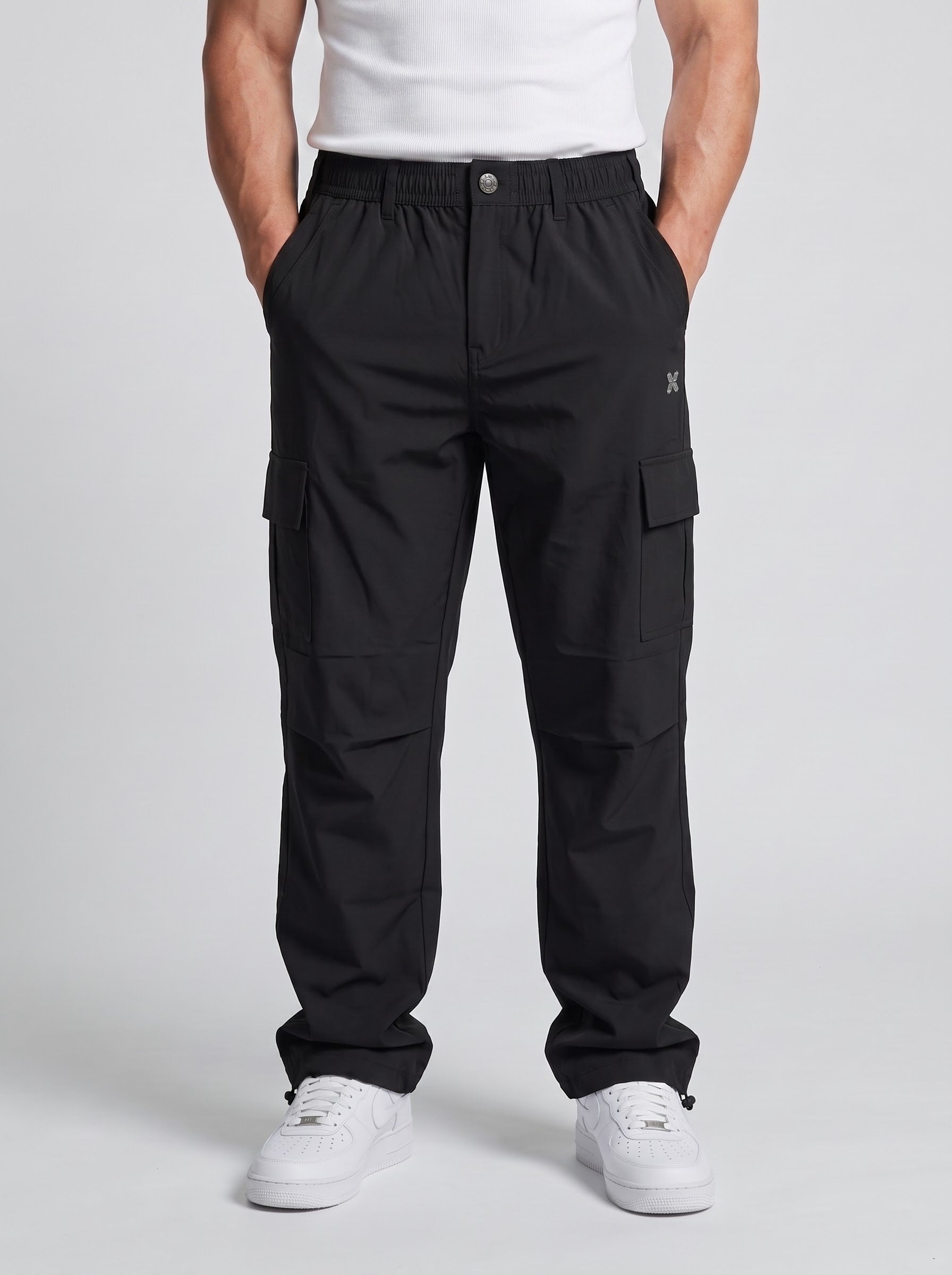 BLACK PARACHUTE CARGO PANTS