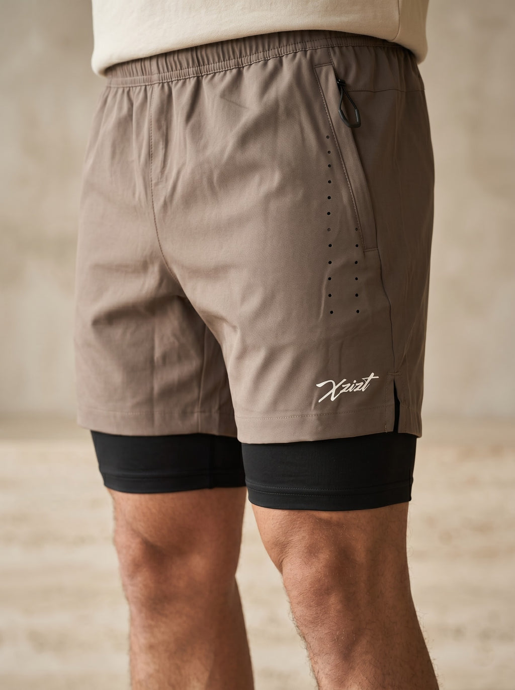 XZIZT gym shorts in beige, fabric and fit detail #Color_Beige
