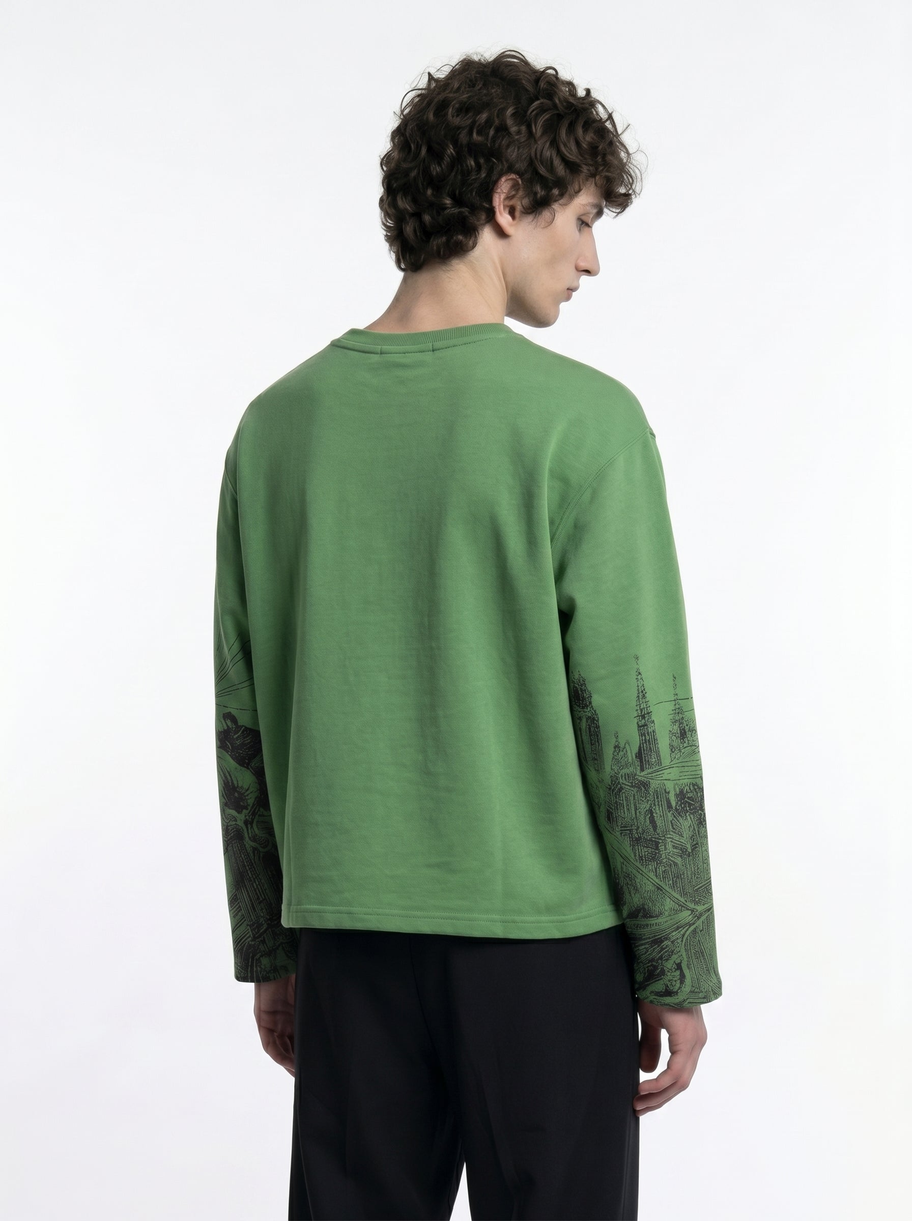 GOTHIC REIGN GREEN BOXY T-SHIRT