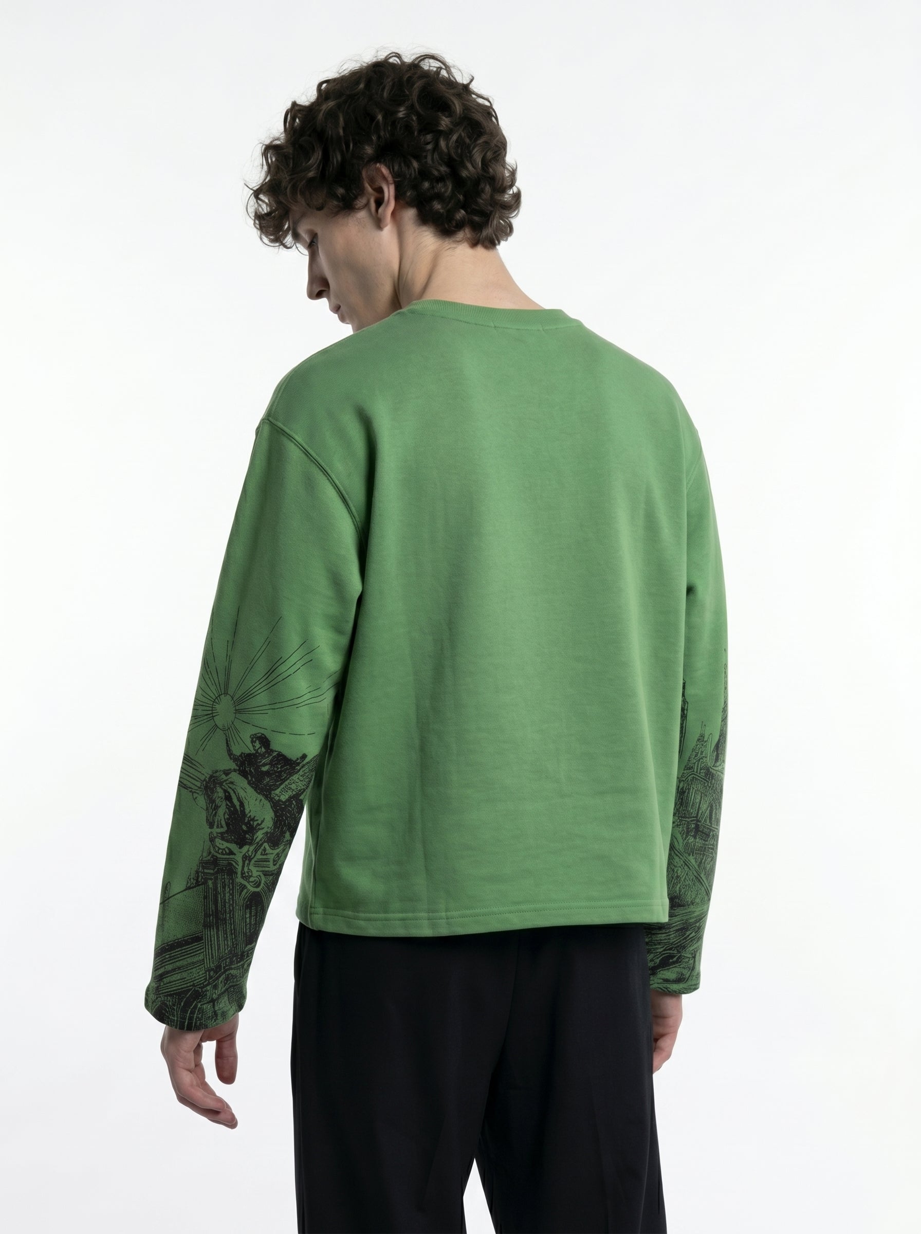 GOTHIC REIGN GREEN BOXY T-SHIRT
